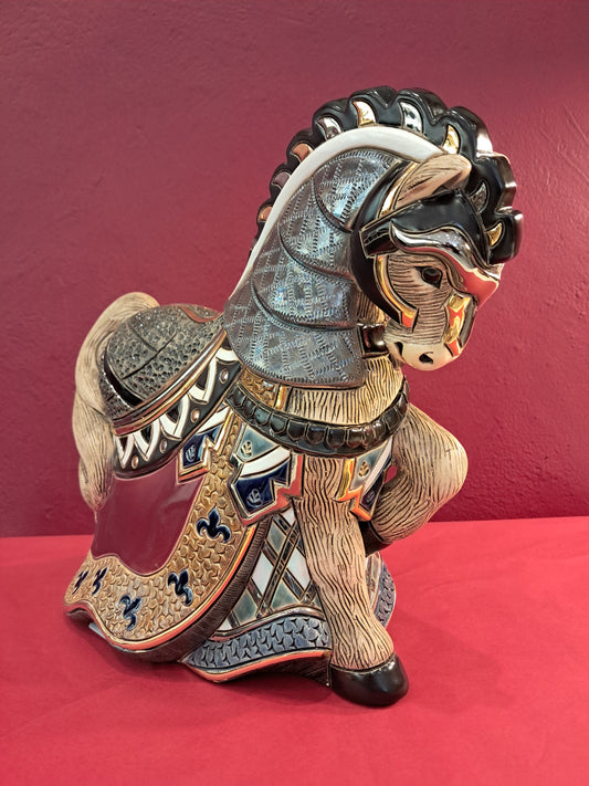 Cheval De Guerre Rouge De Rosa